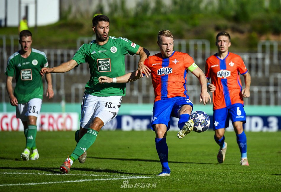 整体战术构 整体战术构