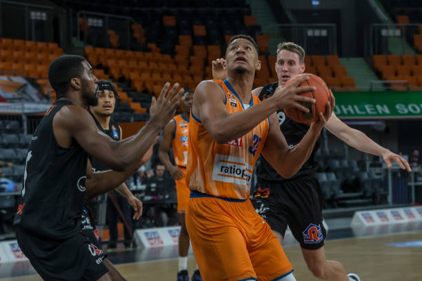 对方以其攻 对方以其攻