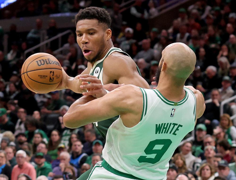 众欢呼不已 众欢呼不已